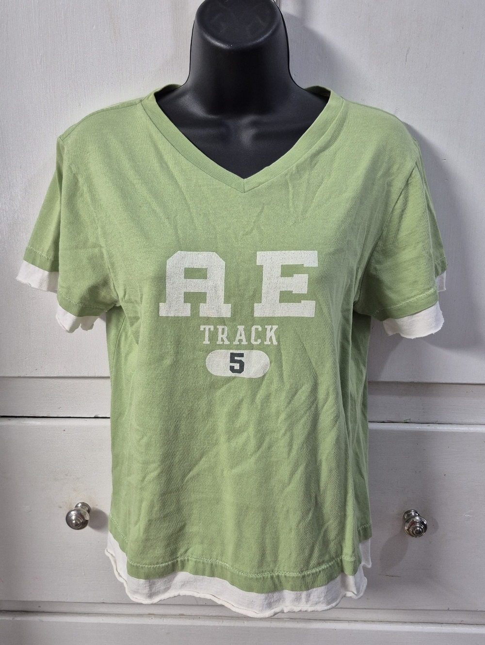 Y2K American Eagle Outfitters Track Slim Fit Green V- Neck Women's Large T-shirt